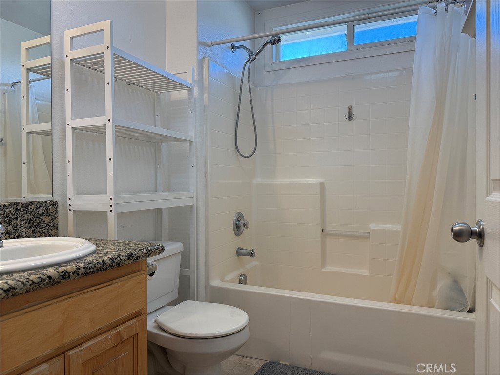 4237 Walnut Property Photo 40