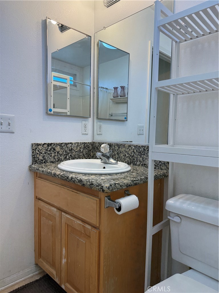 4237 Walnut Property Photo 41