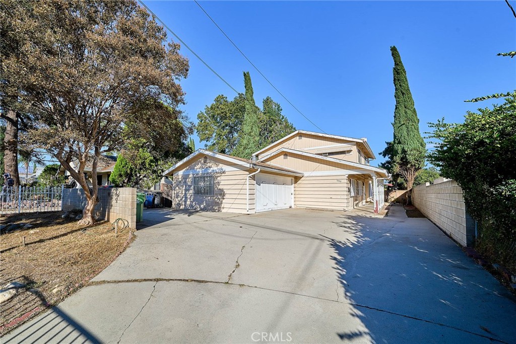 1000 Edith Property Photo 3