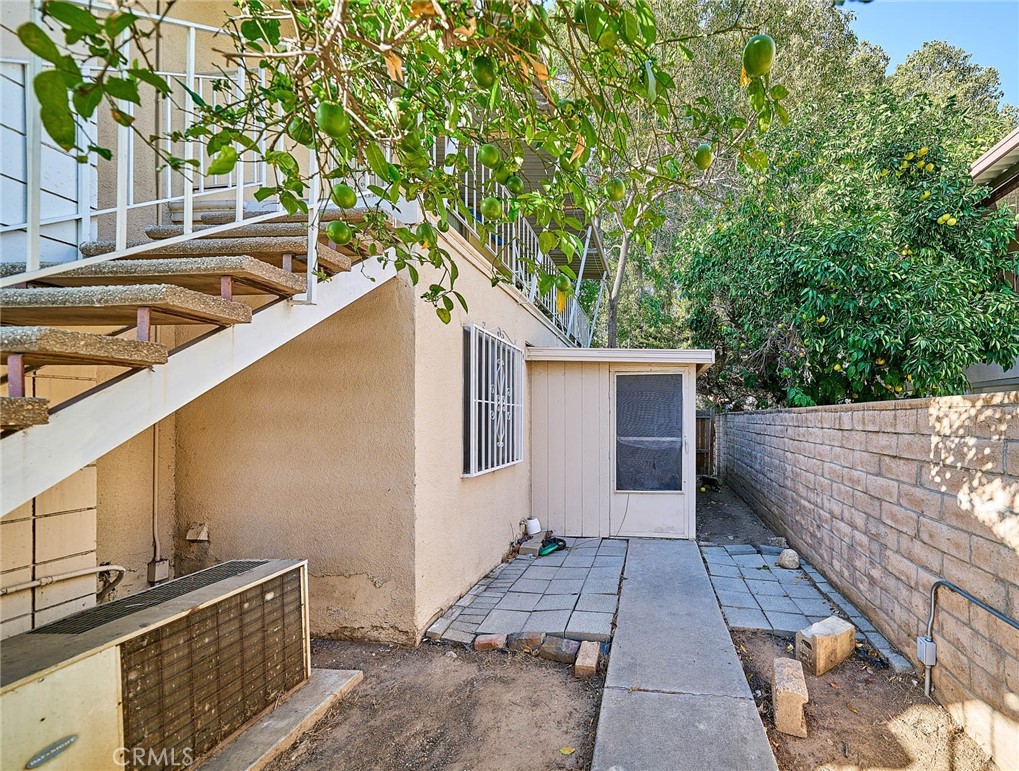 1000 Edith Property Photo 8