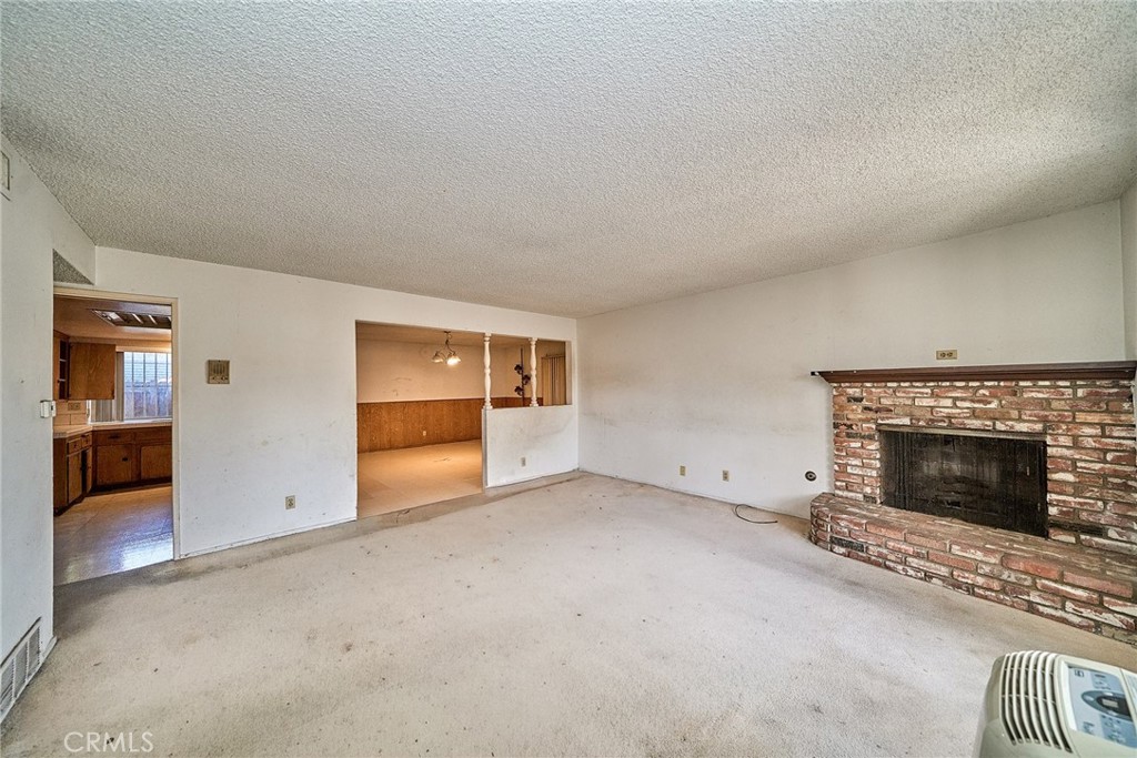 1000 Edith Property Photo 11