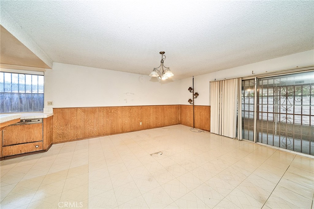 1000 Edith Property Photo 12