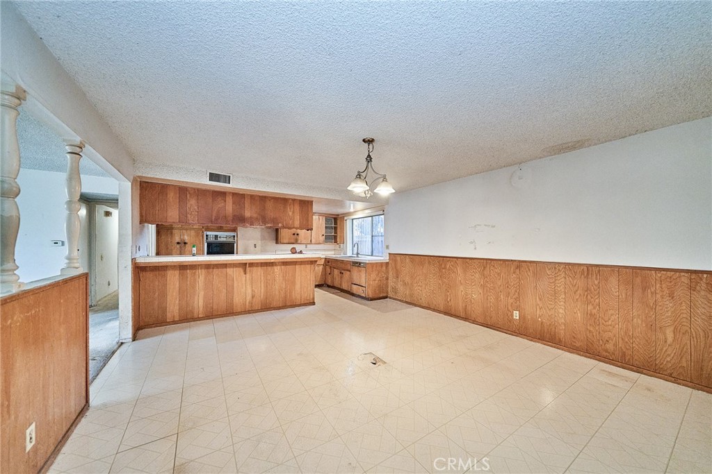 1000 Edith Property Photo 13