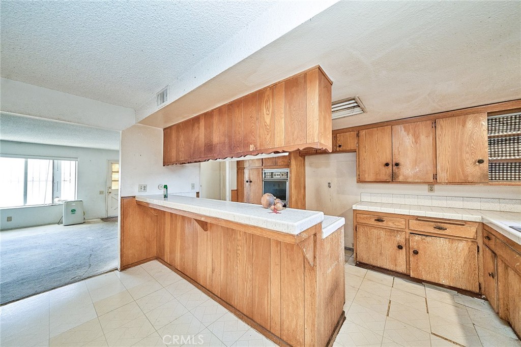 1000 Edith Property Photo 15