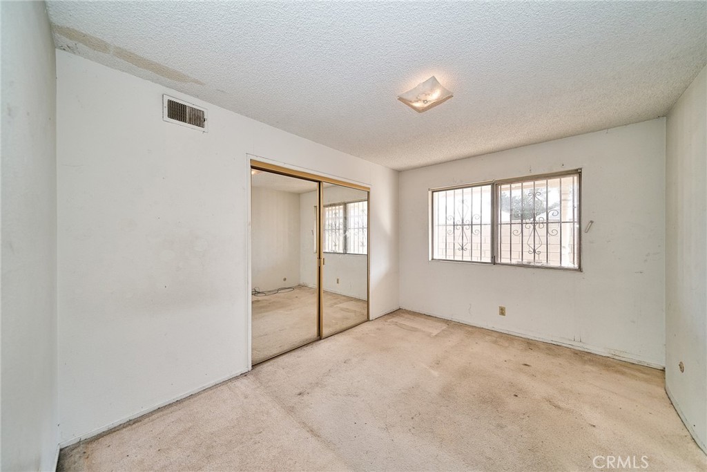 1000 Edith Property Photo 20