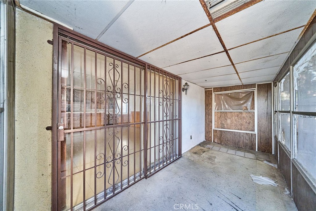 1000 Edith Property Photo 44