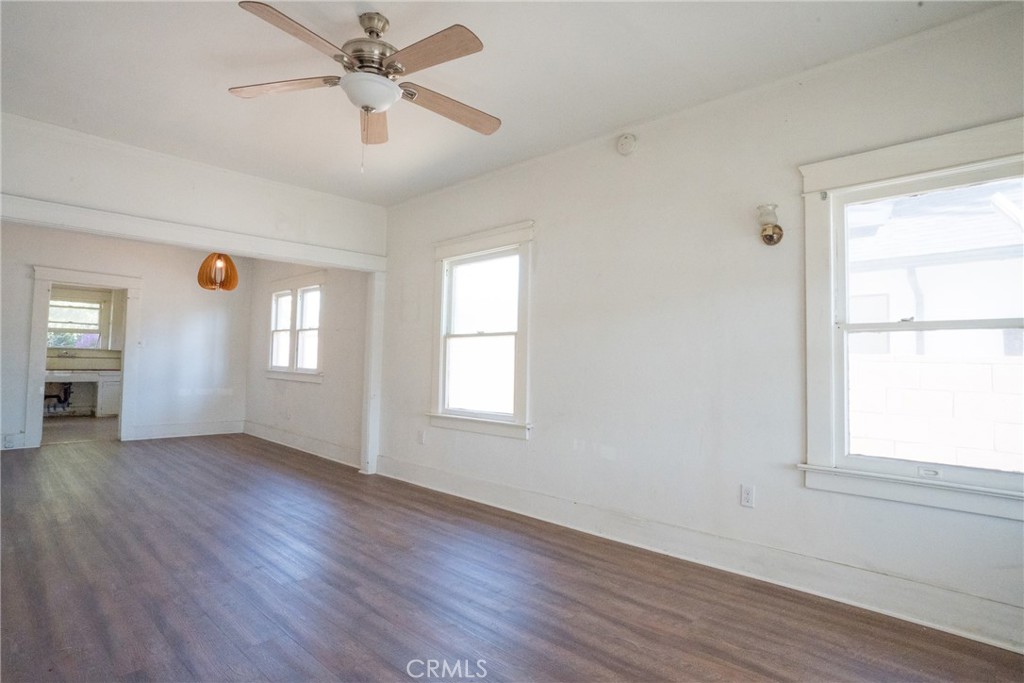 5049 Meridian Property Photo 3