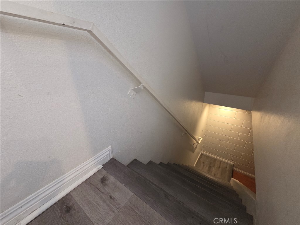 30 N Almansor Street D Property Photo 10