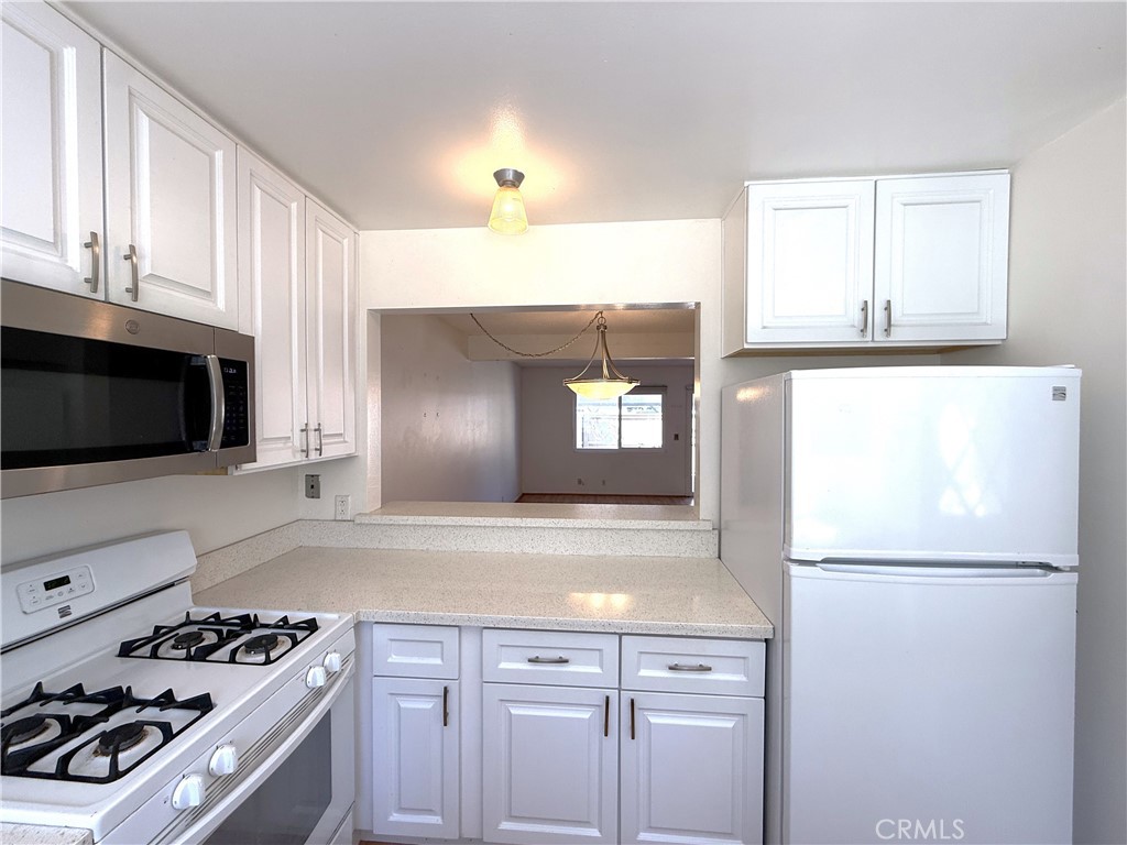59 Fox Holw 36 Property Photo 10