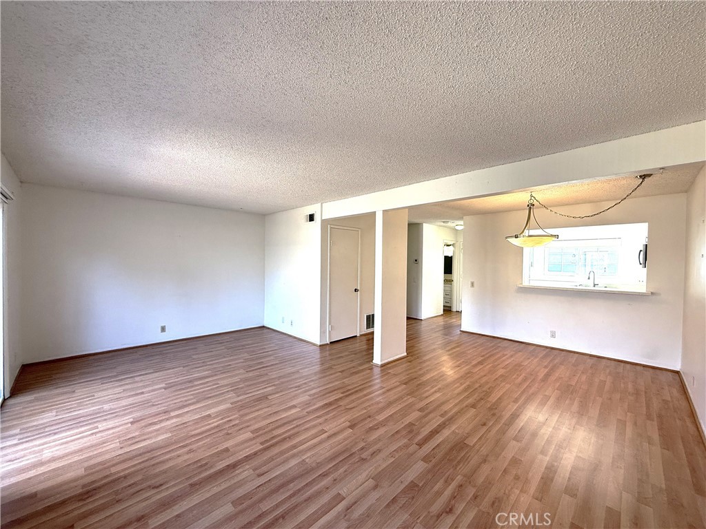 59 Fox Holw 36 Property Photo 13