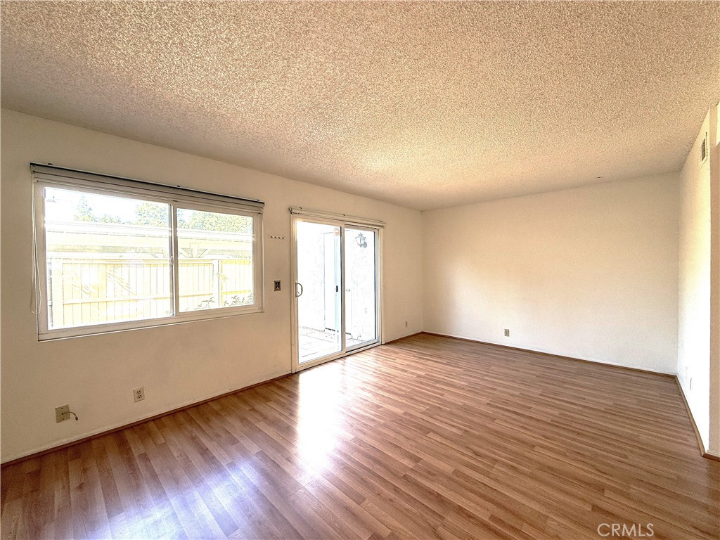 59 Fox Holw 36 Property Photo 14