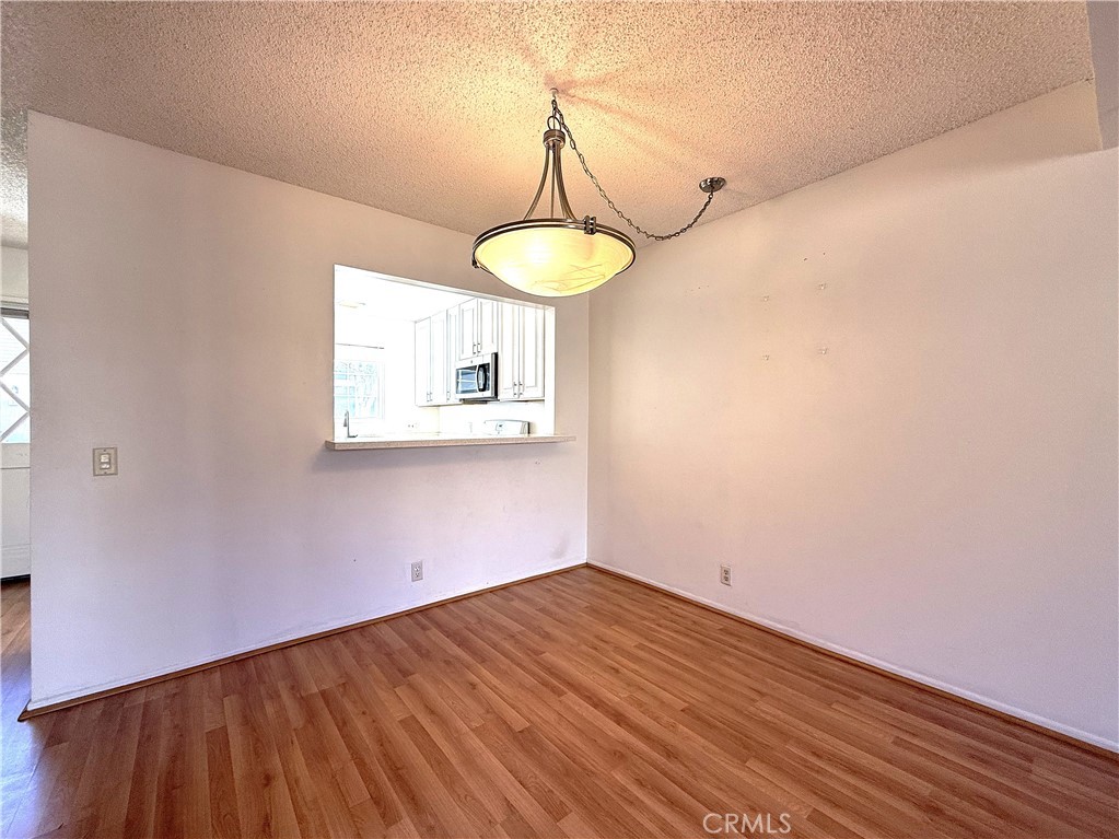 59 Fox Holw 36 Property Photo 16