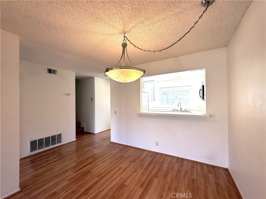 59 Fox Holw 36 Property Photo 17