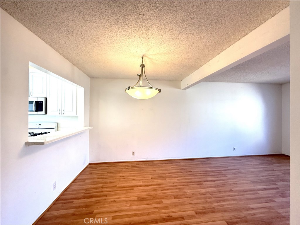 59 Fox Holw 36 Property Photo 18