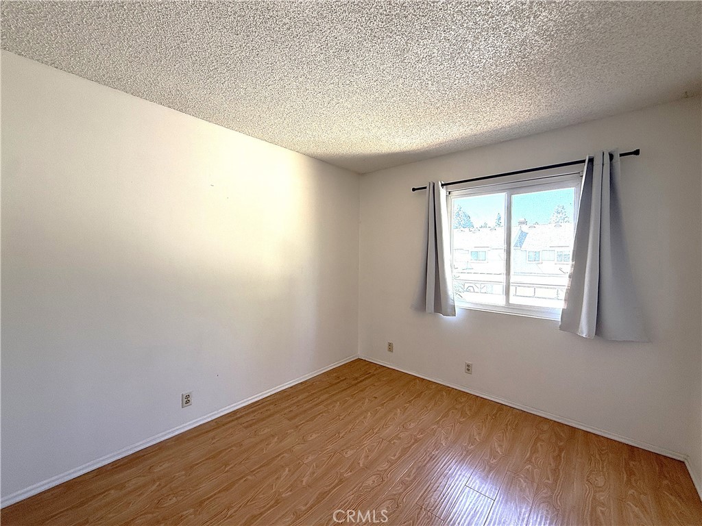 59 Fox Holw 36 Property Photo 30