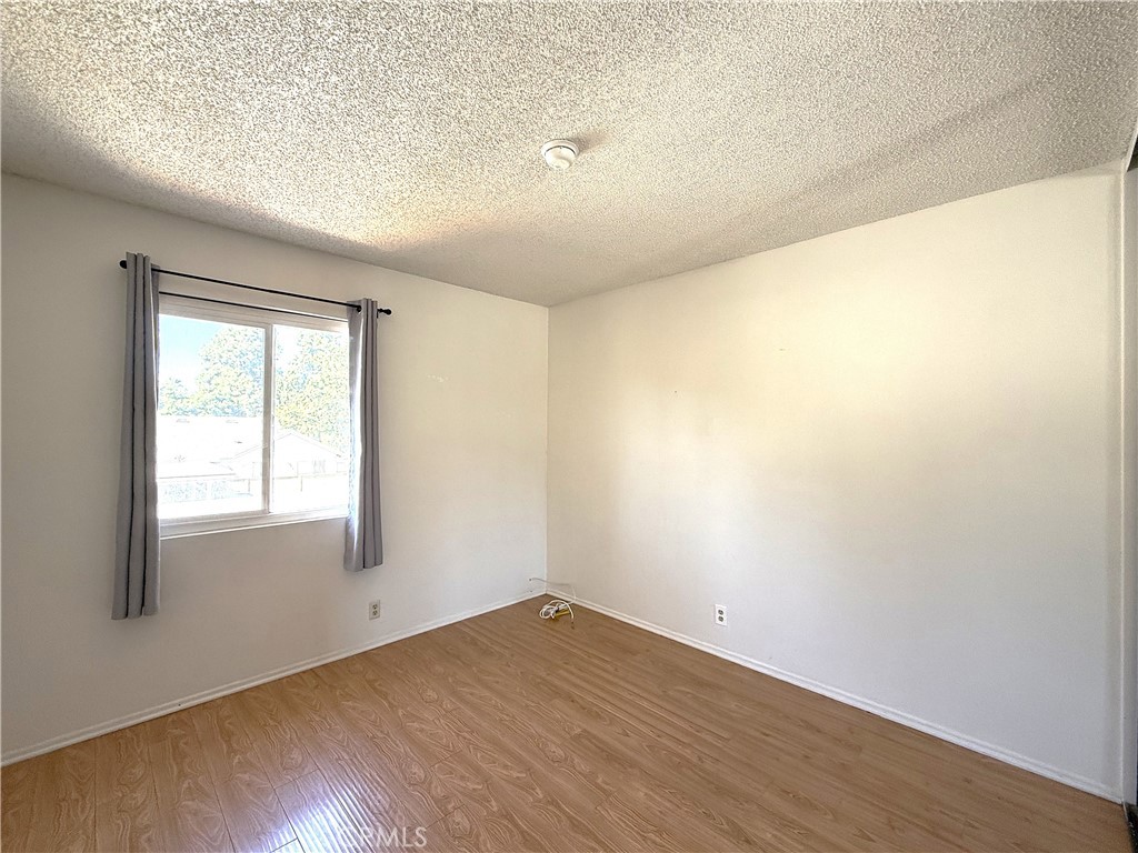 59 Fox Holw 36 Property Photo 31