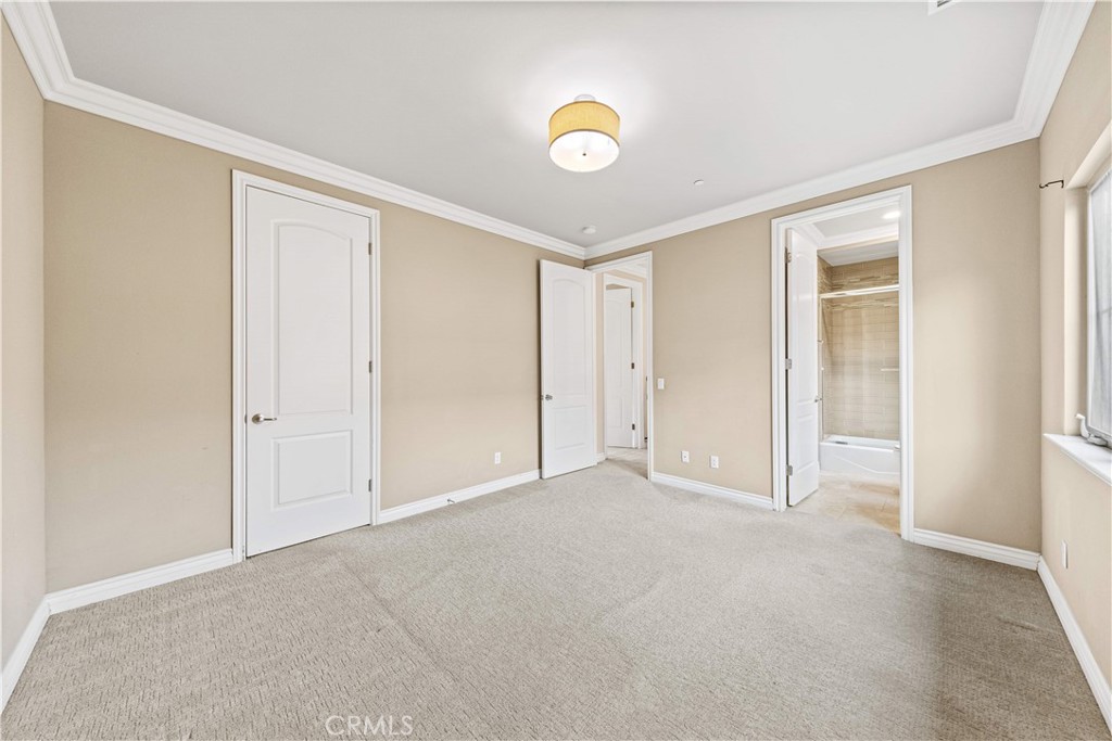 921 Fairview Avenue B Property Photo 17