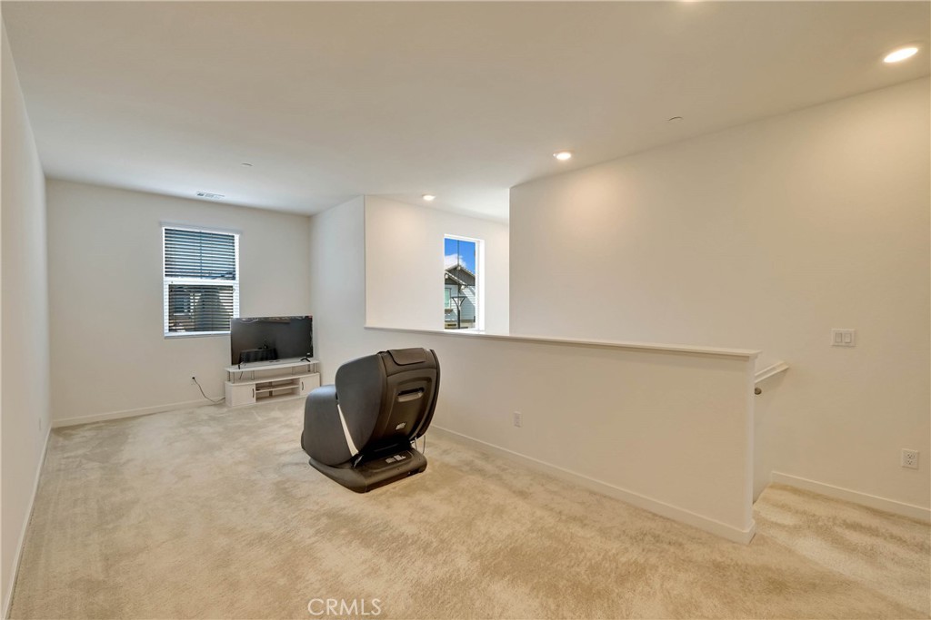 908 Werly Property Photo 8