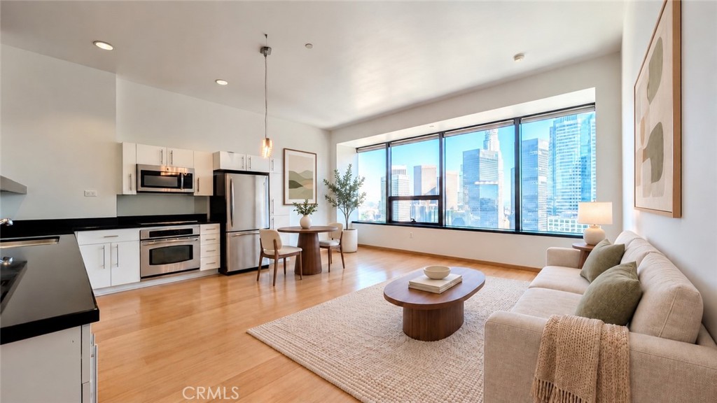 1100 Wilshire Boulevard 2507 Property Photo 1