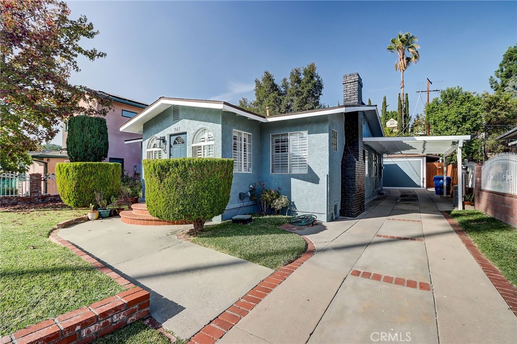 1567 Fair Park Avenue Property Photo 2