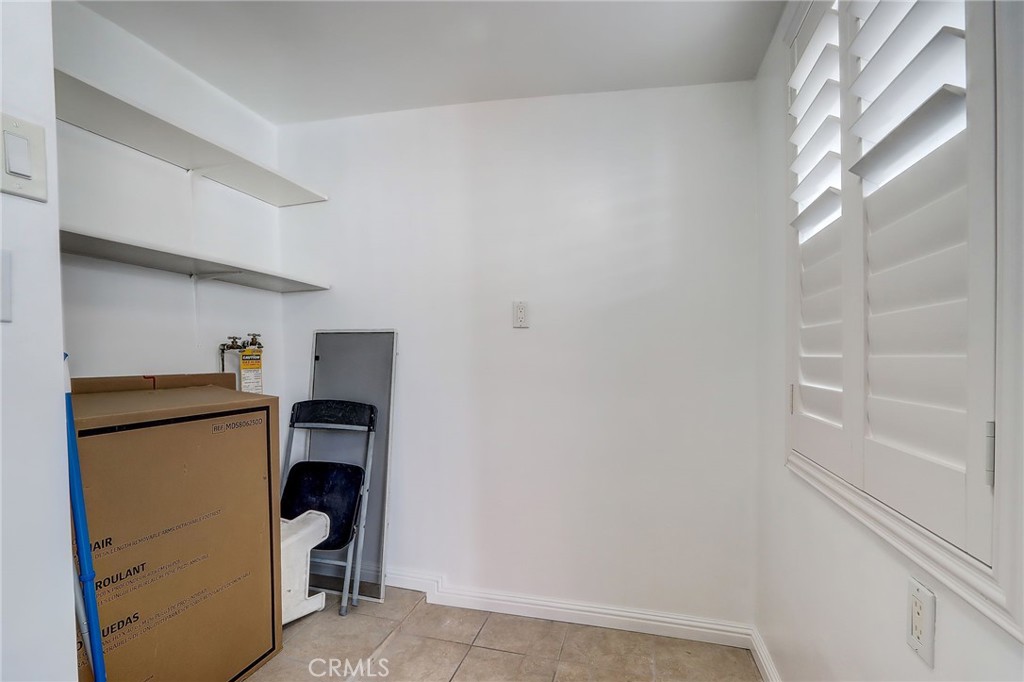 1567 Fair Park Avenue Property Photo 8