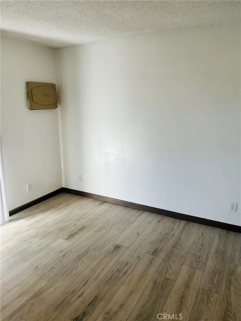 2239 San Arturo Avenue Property Photo 3