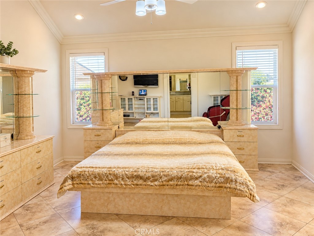 12992 Thornbury Property Photo 7