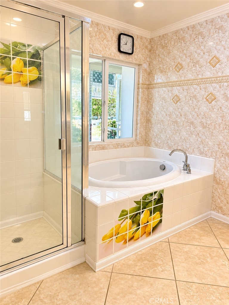 12992 Thornbury Property Photo 9