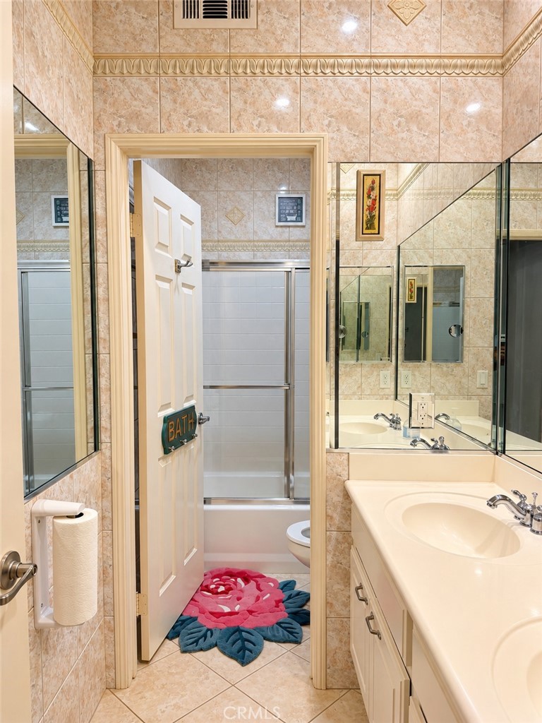 12992 Thornbury Property Photo 13