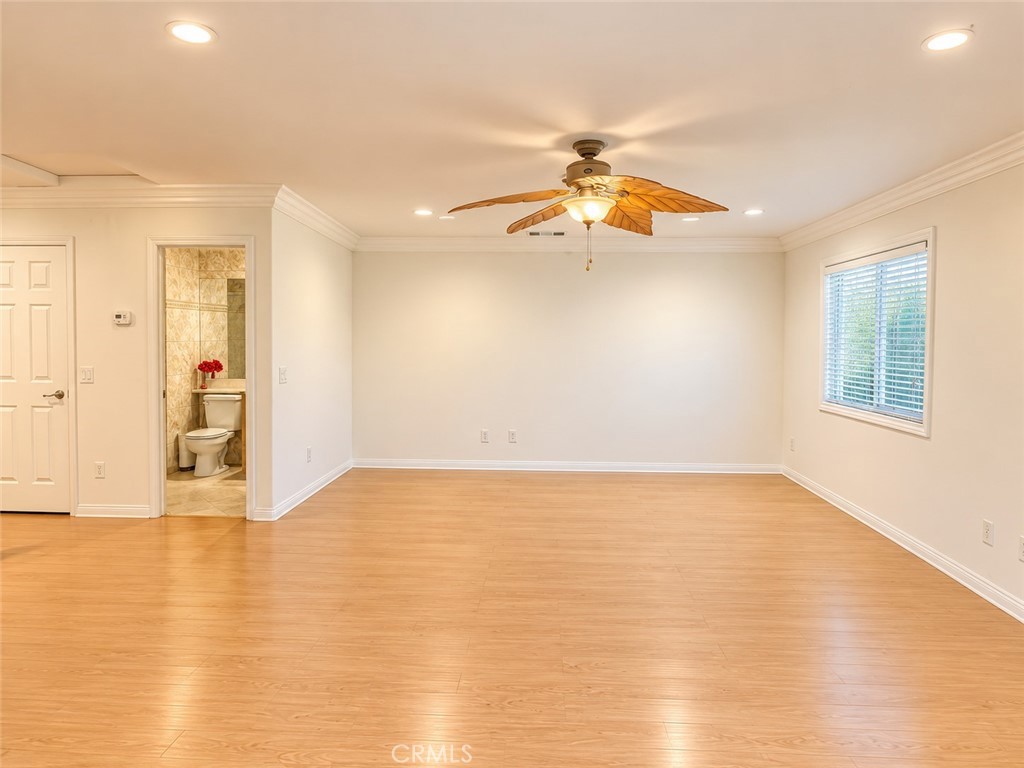 12992 Thornbury Property Photo 15