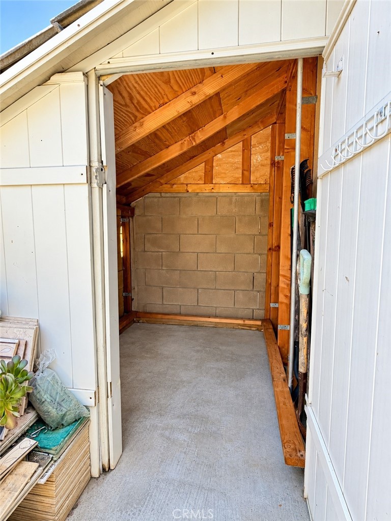 12992 Thornbury Property Photo 26
