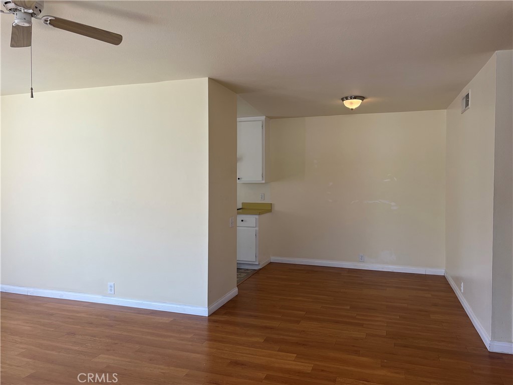 1329 Parkside Drive Property Photo 4