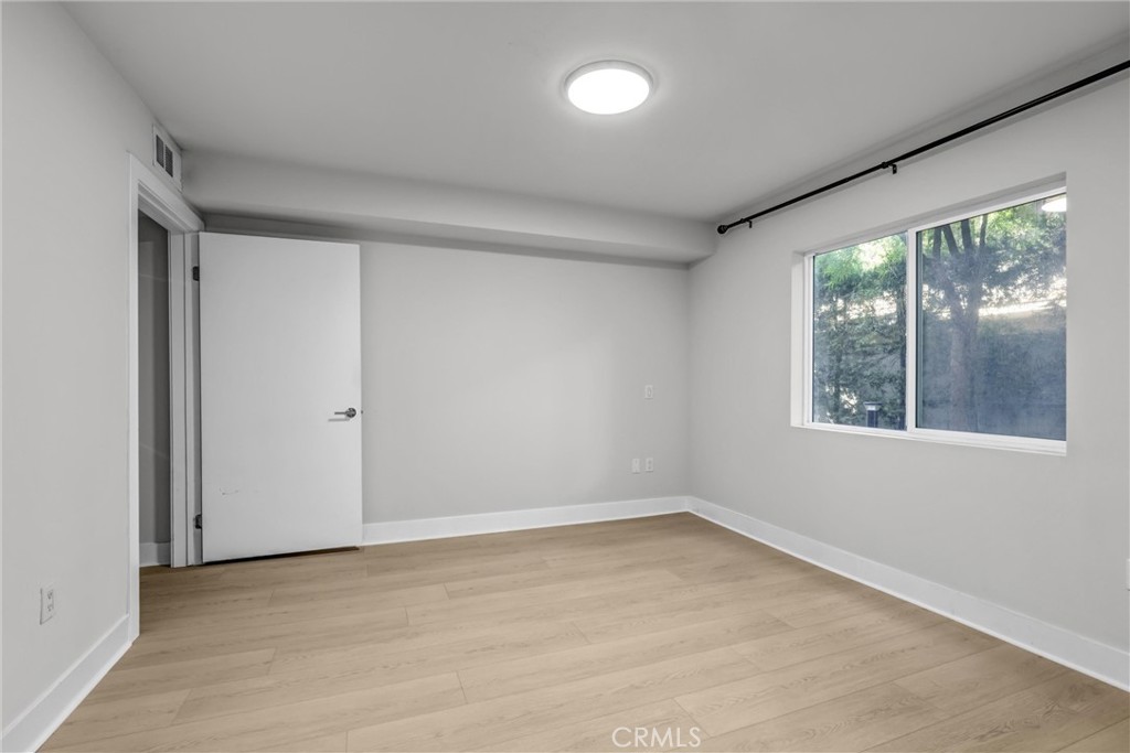 8455 Tweedy Lane Property Photo 7