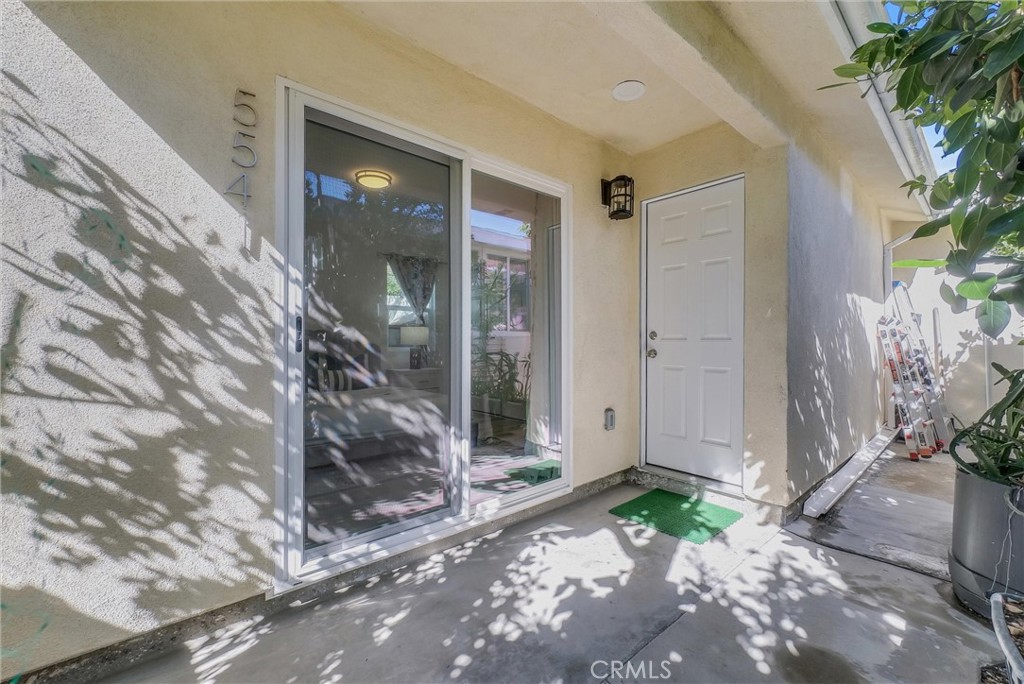 5539 5541 N Willard Property Photo 10