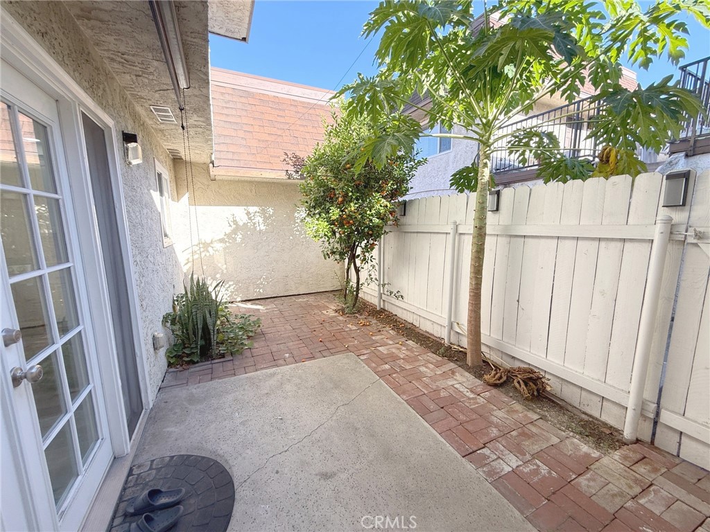 5572 Temple City Property Photo 21