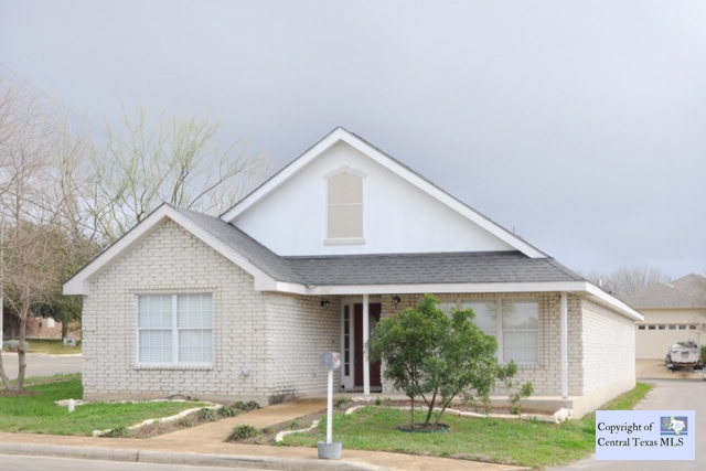 1707 Logans Pass Property Photo 1