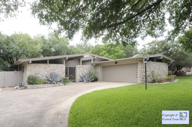 26 Ridge Drive Property Photo 1