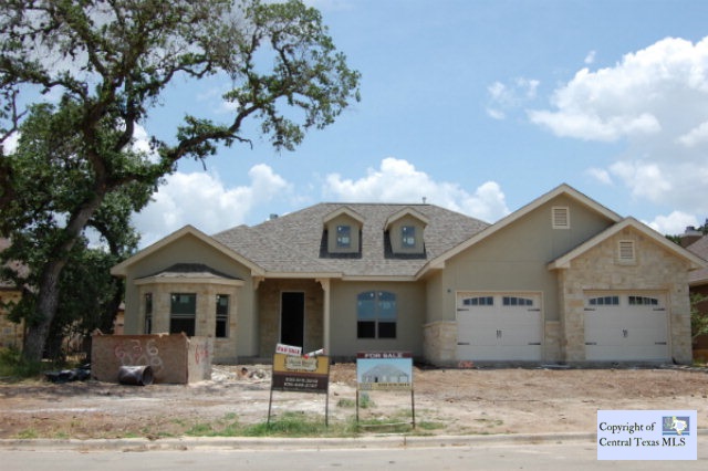 636 Acorn Drive Property Photo 1