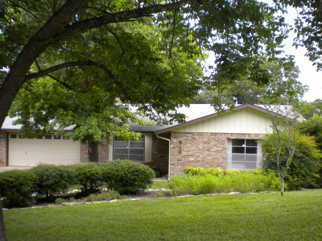 616 Larue Drive Property Photo 1