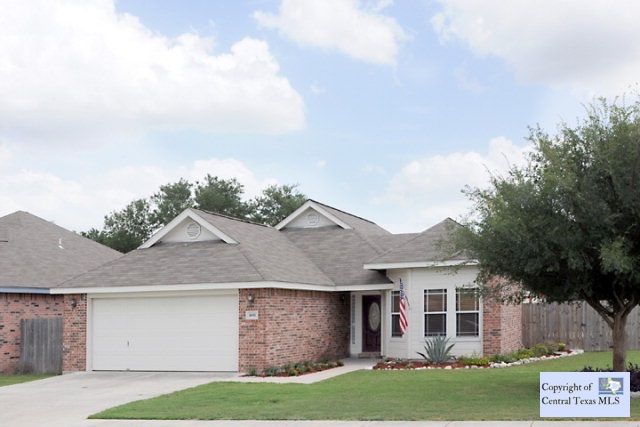1691 Anna Lee Property Photo 1
