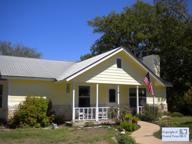 214 River Road Property Photo 1