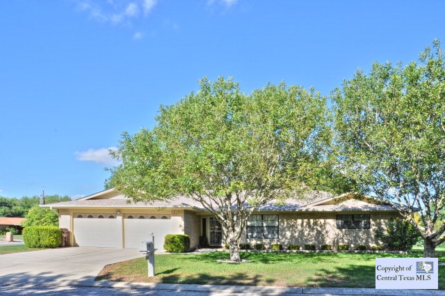 174 Ellen Street Property Photo 1