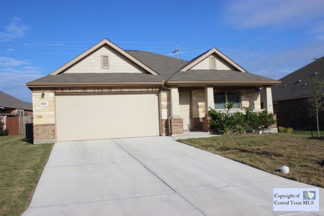 1821 Sunspur Road Property Photo 1