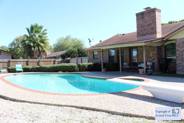1060 Gardenia Drive Property Photo 1