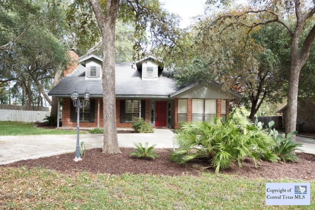 236 Lone Oak Street Property Photo 1