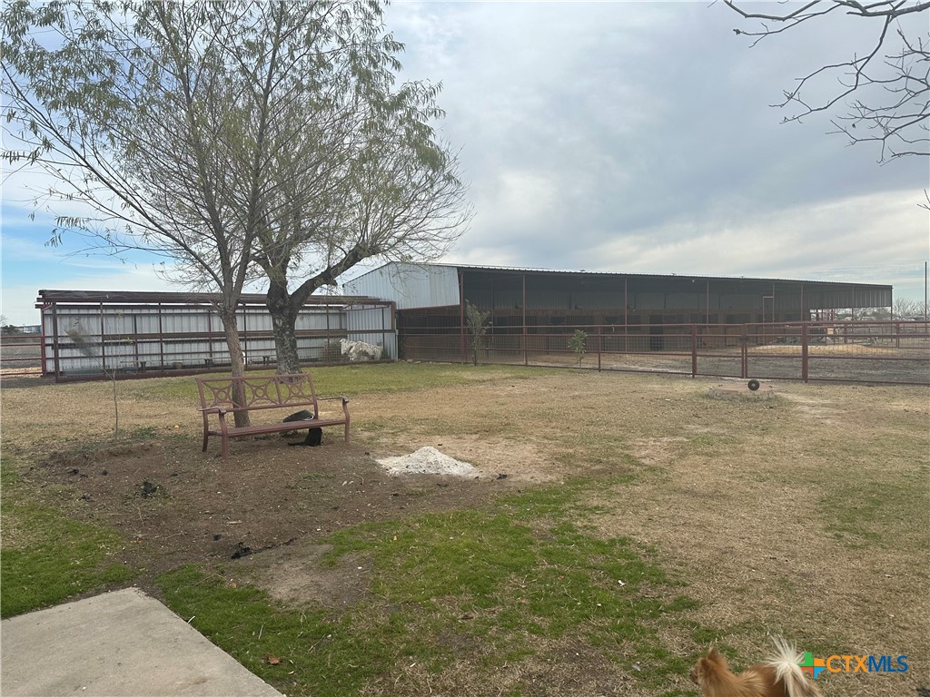 4610 Pfeil Rd Road Property Photo