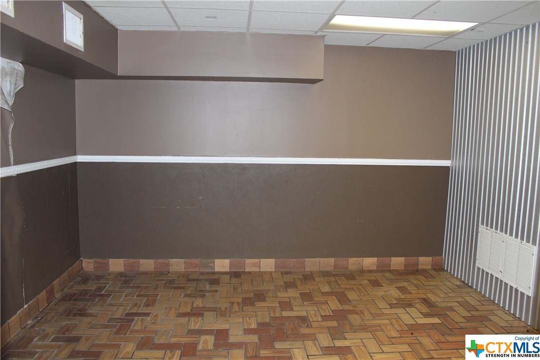 104 N Main Street Property Photo 11