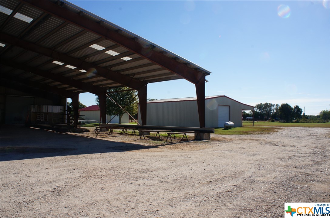 5292 State Highway 185 Property Photo 6