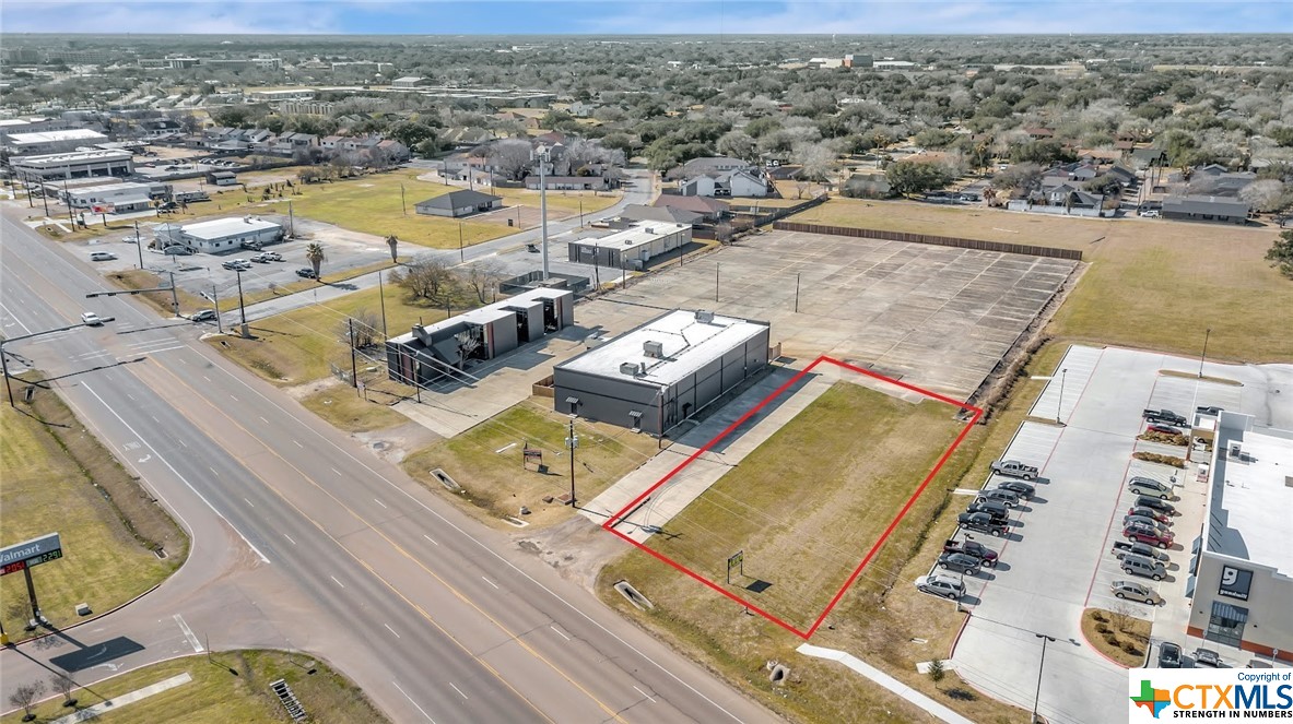 000 Houston Highway Property Photo 1