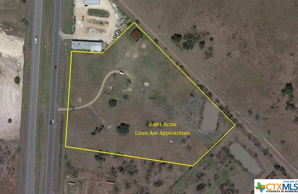 14336 N US 77 Highway Property Photo 1
